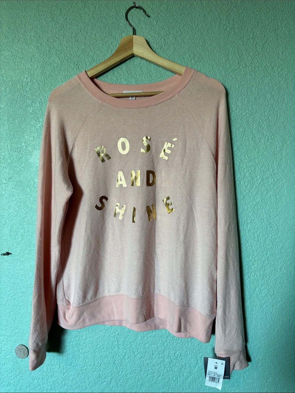 Rose and Shine Women’s Pink Crewneck Sweatshirt Size Medium NWT Fair